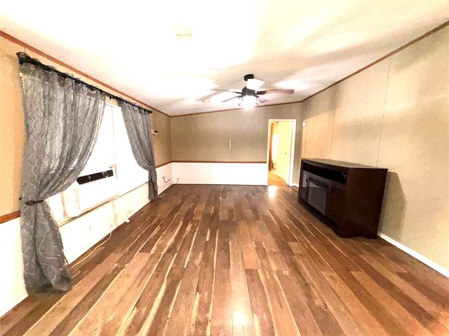 1344 Honeysuckle Drive, Mansfield, TX 76063
