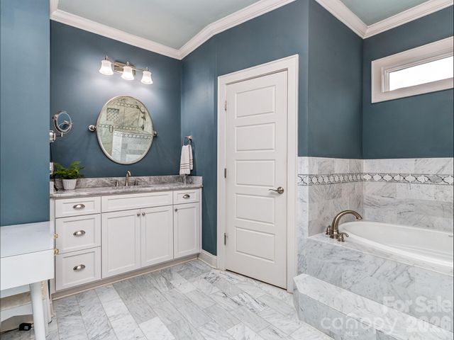 1911 Truman Road, Charlotte, NC 28205