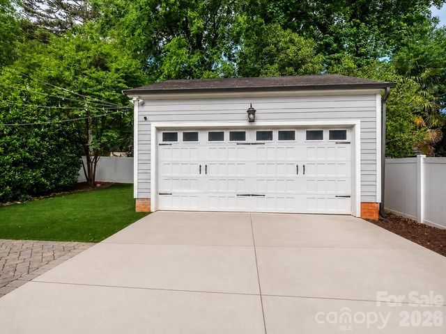 1911 Truman Road, Charlotte, NC 28205
