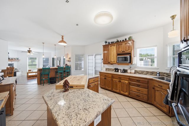 29945 S River Ridge Drive, Catoosa, OK 74015
