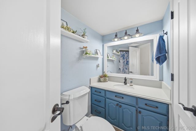 29945 S River Ridge Drive, Catoosa, OK 74015