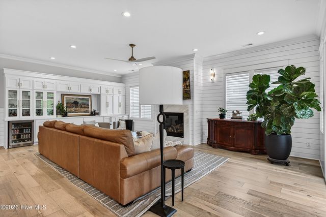 8229 Winding Creek Circle, Wilmington, NC 28411