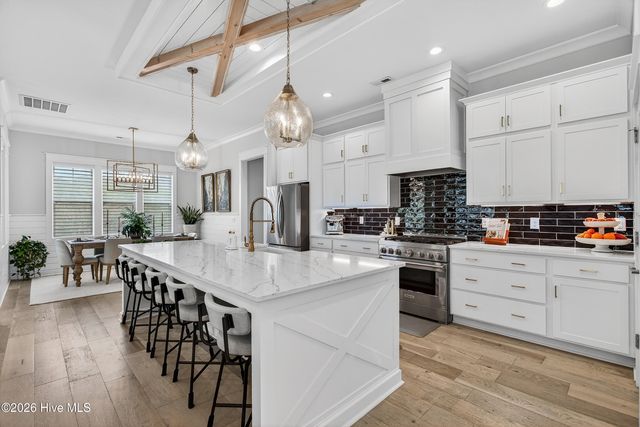 8229 Winding Creek Circle, Wilmington, NC 28411