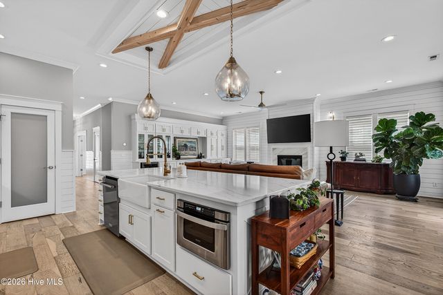 8229 Winding Creek Circle, Wilmington, NC 28411