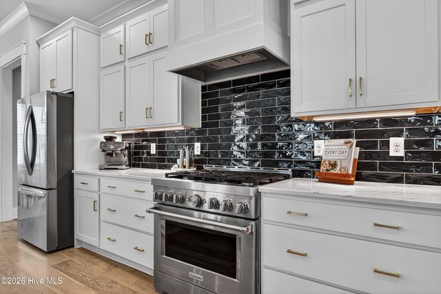 8229 Winding Creek Circle, Wilmington, NC 28411