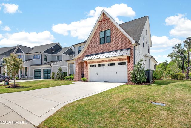 8229 Winding Creek Circle, Wilmington, NC 28411