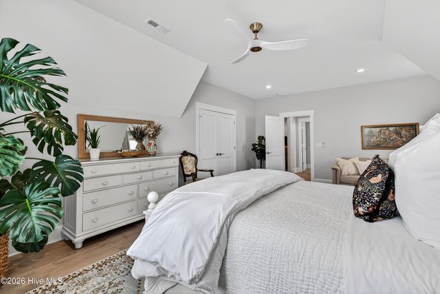 8229 Winding Creek Circle, Wilmington, NC 28411