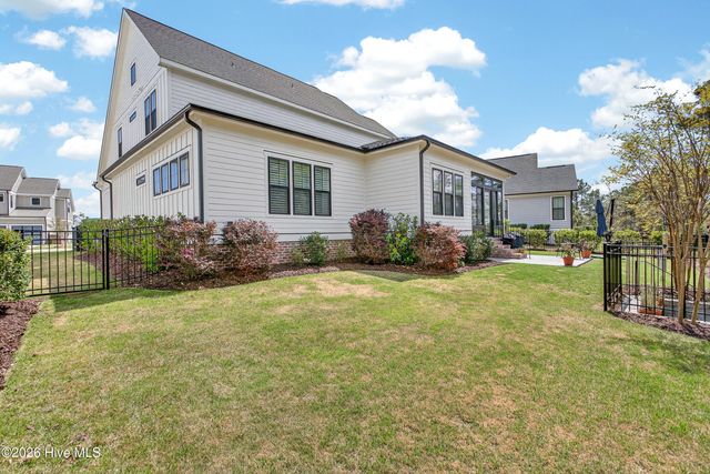 8229 Winding Creek Circle, Wilmington, NC 28411