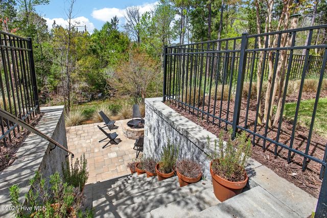 8229 Winding Creek Circle, Wilmington, NC 28411