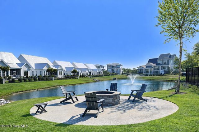 8229 Winding Creek Circle, Wilmington, NC 28411