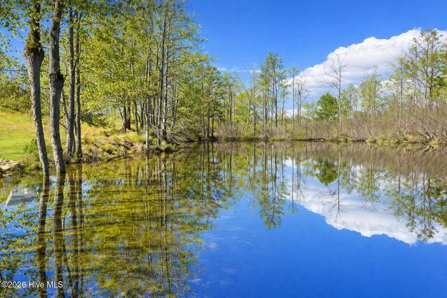 8229 Winding Creek Circle, Wilmington, NC 28411