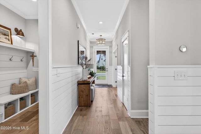 8229 Winding Creek Circle, Wilmington, NC 28411