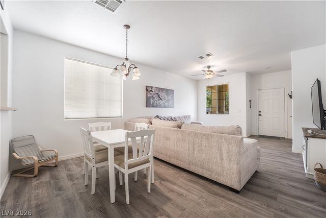 1228 Oak Village Avenue, Las Vegas, NV 89183