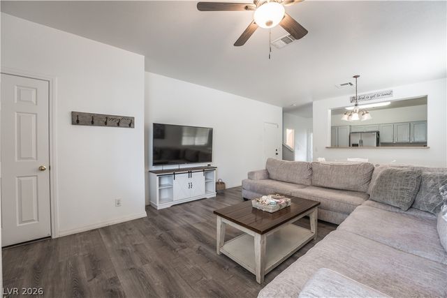 1228 Oak Village Avenue, Las Vegas, NV 89183