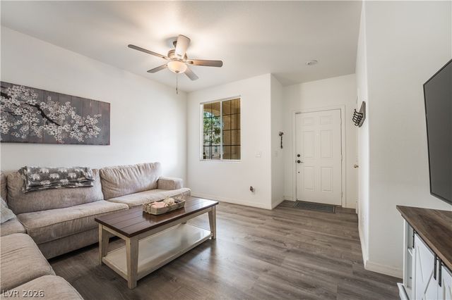 1228 Oak Village Avenue, Las Vegas, NV 89183