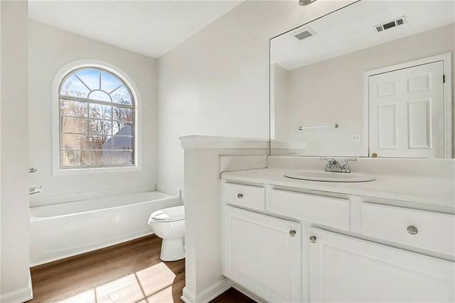 2559 Walden Lake Drive, Decatur, GA 30035