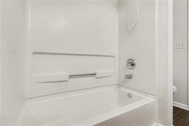 2559 Walden Lake Drive, Decatur, GA 30035