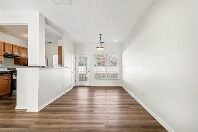 2559 Walden Lake Drive, Decatur, GA 30035