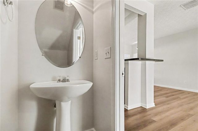 2559 Walden Lake Drive, Decatur, GA 30035