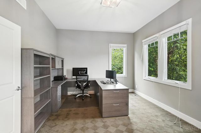 5096 Riverview Dr, South Lebanon, OH 45065