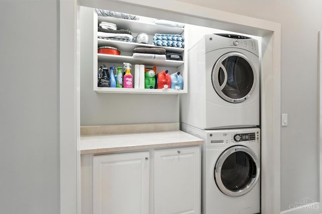 5096 Riverview Dr, South Lebanon, OH 45065