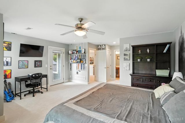 5096 Riverview Dr, South Lebanon, OH 45065