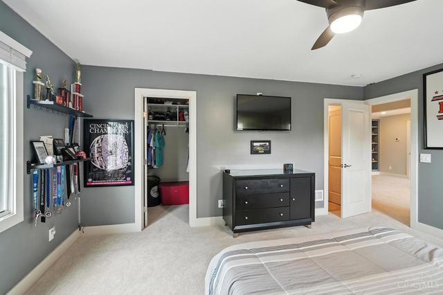 5096 Riverview Dr, South Lebanon, OH 45065