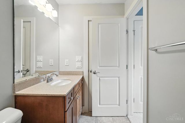 5096 Riverview Dr, South Lebanon, OH 45065