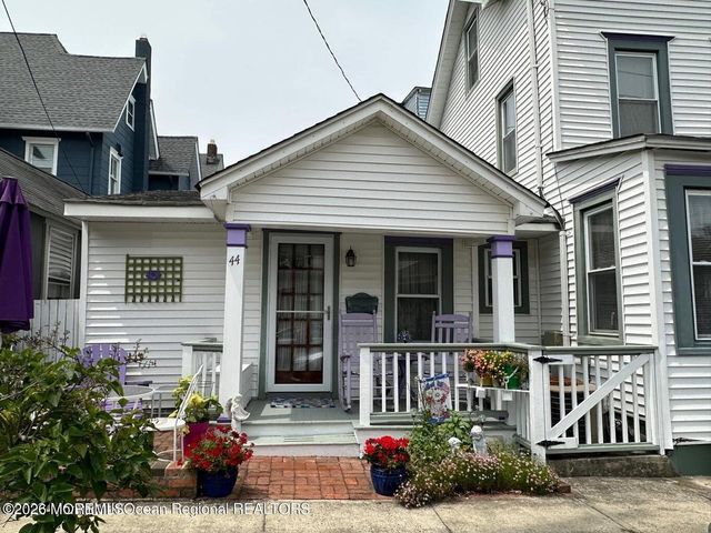 140 Mount Hermon Way, Ocean Grove, NJ 07756