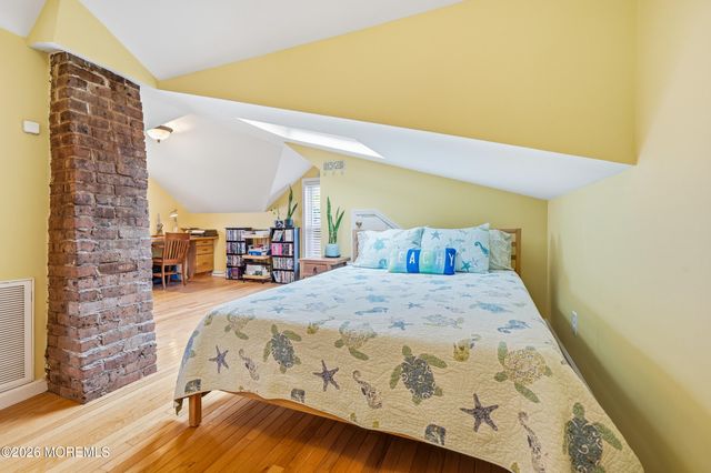 140 Mount Hermon Way, Ocean Grove, NJ 07756