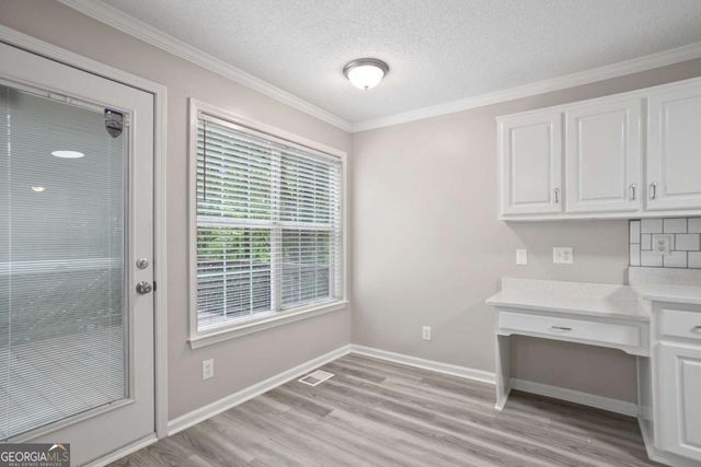 1027 Regency Drive, Acworth, GA 30102