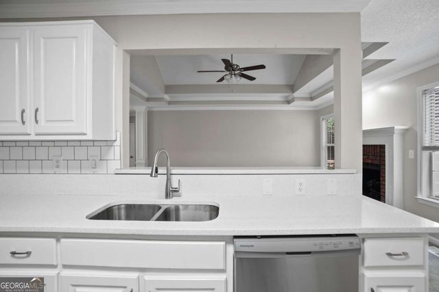 1027 Regency Drive, Acworth, GA 30102