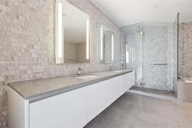 88 SW 7th Street 2302, Miami, FL 33130