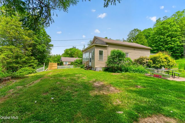 2692 Plank Road, Berlin, NY 12022