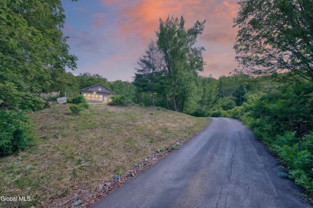 2692 Plank Road, Berlin, NY 12022