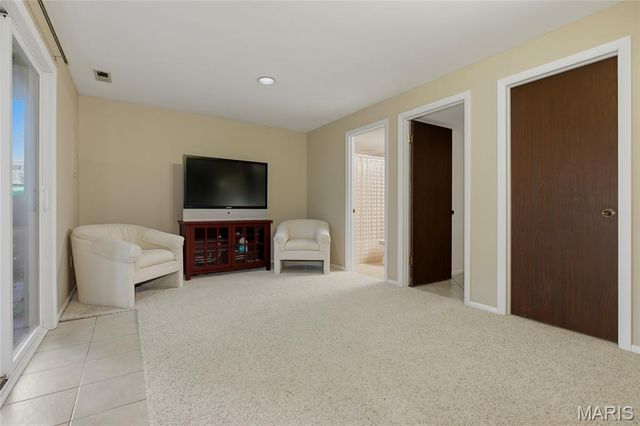 700 Windy Ridge Drive, Ballwin, MO 63021