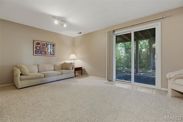 700 Windy Ridge Drive, Ballwin, MO 63021
