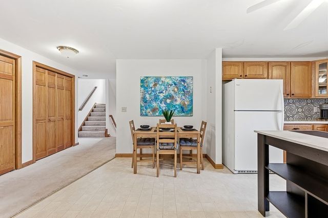 72 Arthur Dr 72, Northbridge, MA 01588