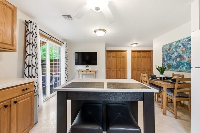72 Arthur Dr 72, Northbridge, MA 01588