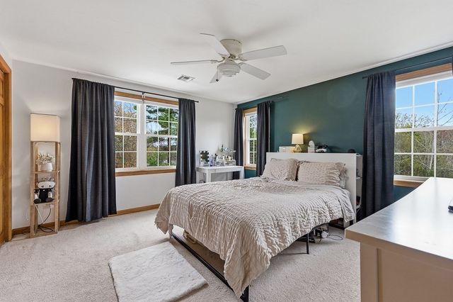 72 Arthur Dr 72, Northbridge, MA 01588