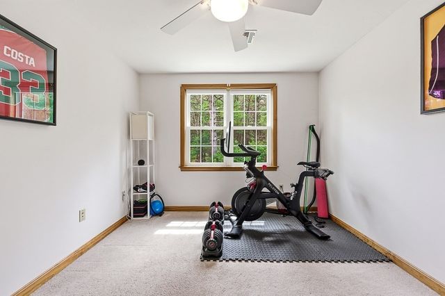 72 Arthur Dr 72, Northbridge, MA 01588