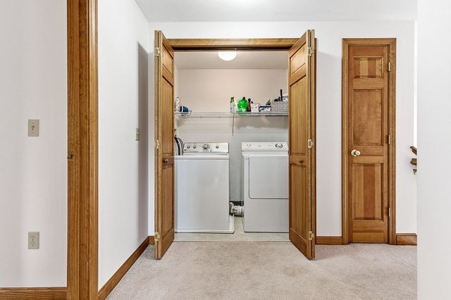 72 Arthur Dr 72, Northbridge, MA 01588