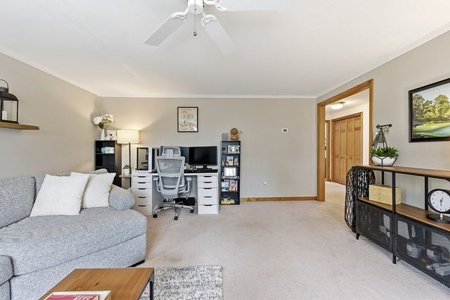 72 Arthur Dr 72, Northbridge, MA 01588