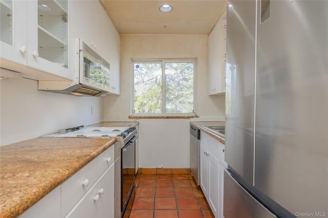 5410 Mosholu Avenue, Bronx, NY 10471