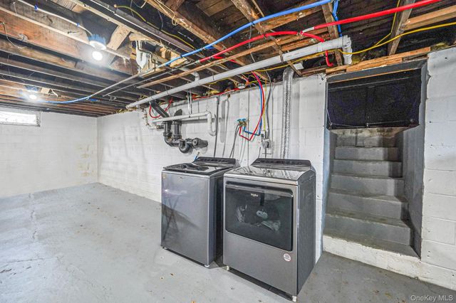 67 Pentmoor Drive, Mastic, NY 11950