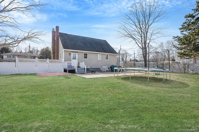 67 Pentmoor Drive, Mastic, NY 11950