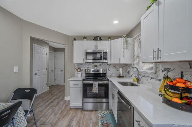 67 Pentmoor Drive, Mastic, NY 11950