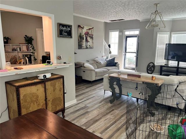 225 Lee Court, Canton, GA 30115