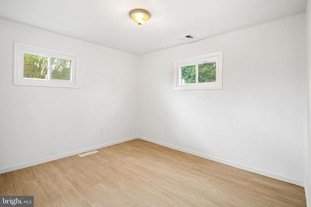 906 STEPHEN AVE, Croydon, PA 19021