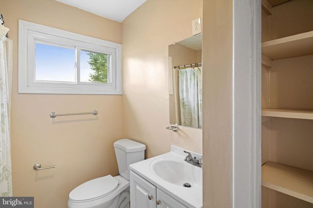 906 STEPHEN AVE, Croydon, PA 19021